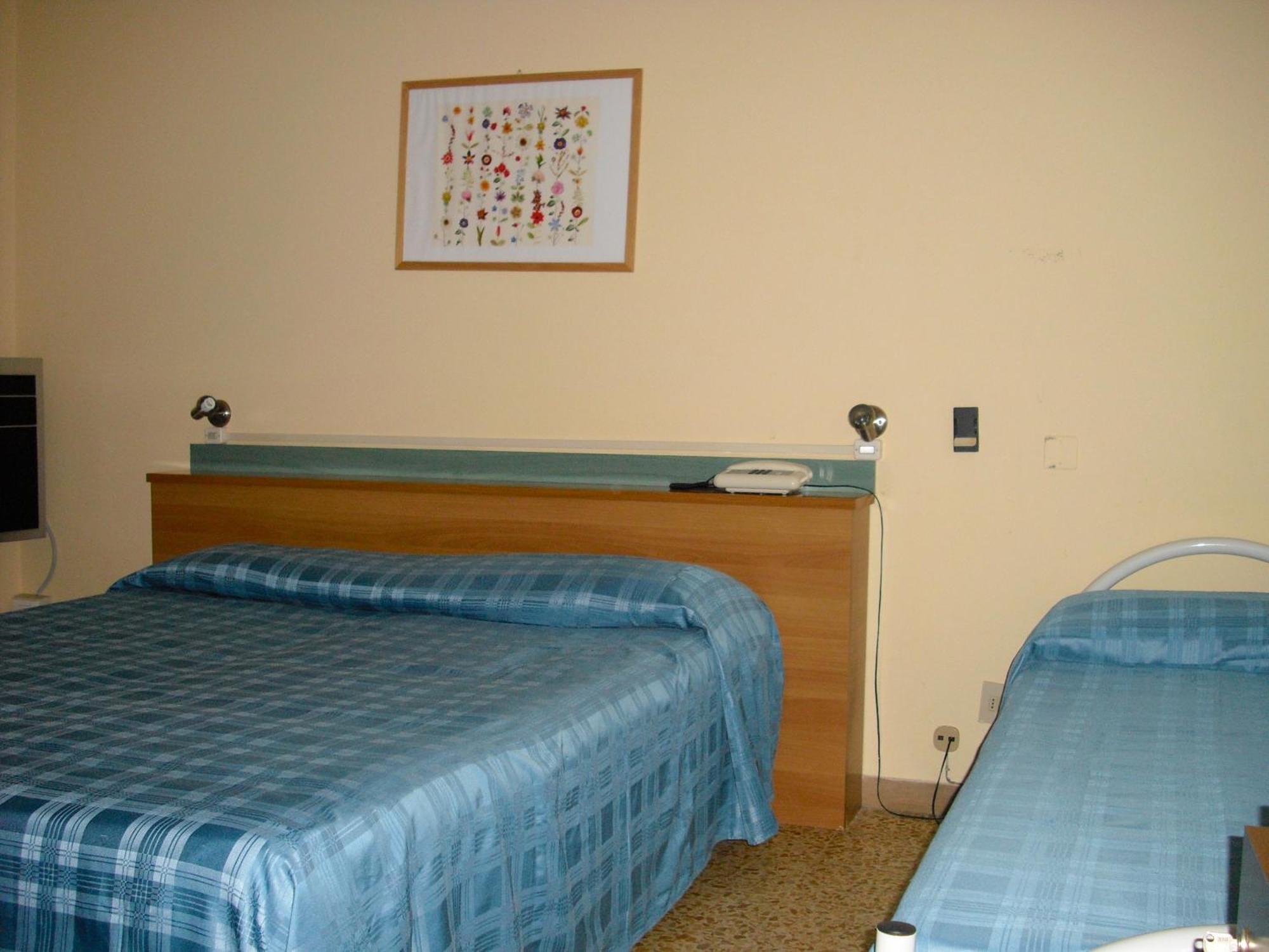 Hotel Garden Tirrenia Εξωτερικό φωτογραφία