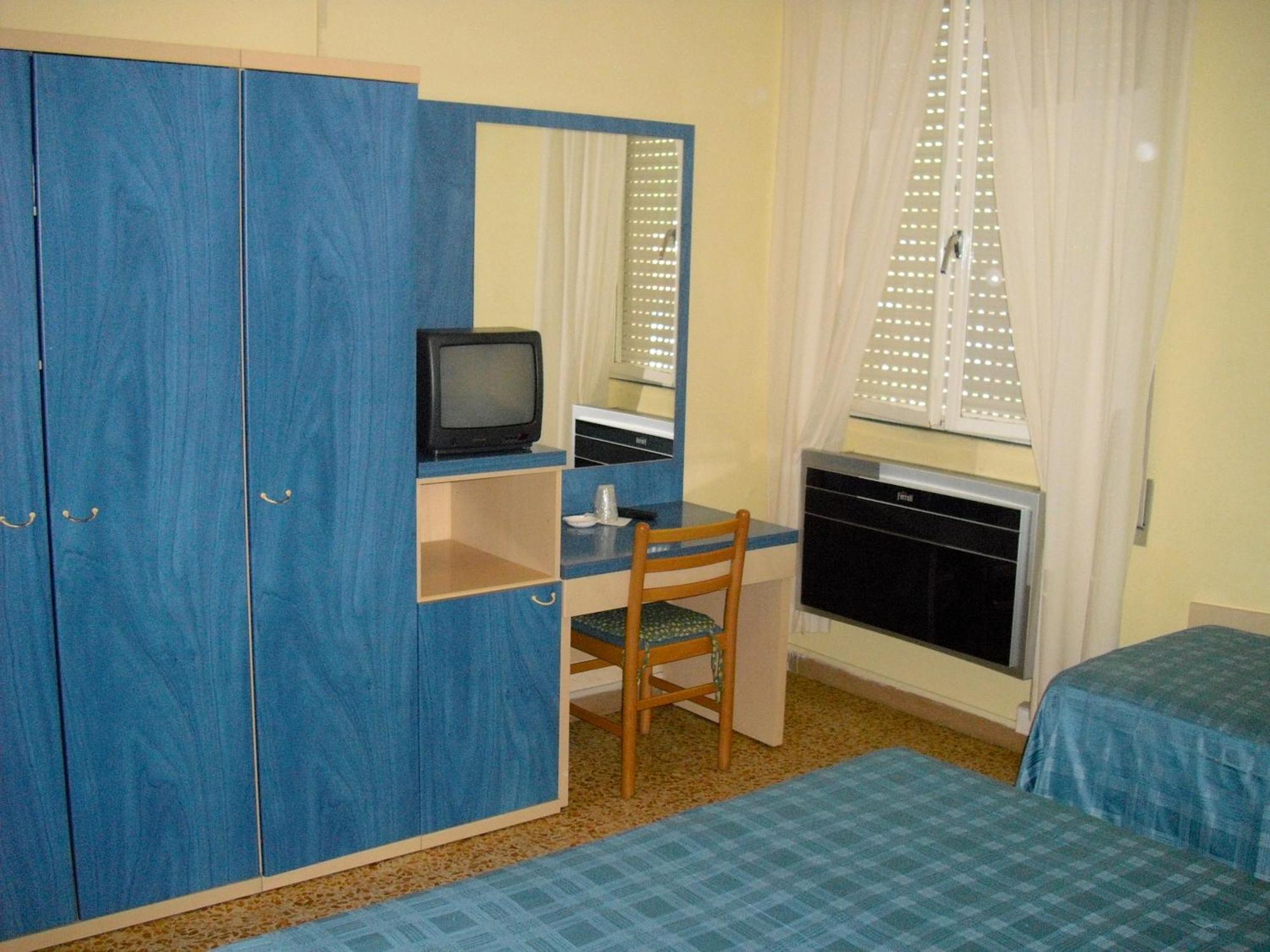 Hotel Garden Tirrenia Εξωτερικό φωτογραφία